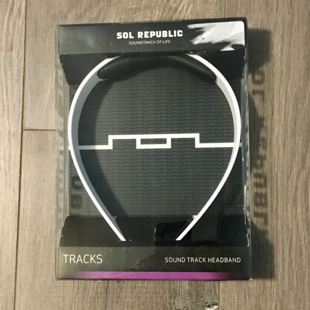 New Sol Republic Tracks Sound Track Headband White